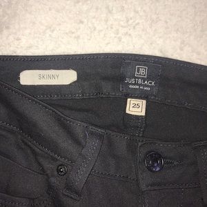 Just Black Black Skinny Jean 25